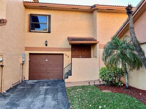 1018 SW 113th Ter, Pembroke Pines, FL 33025
