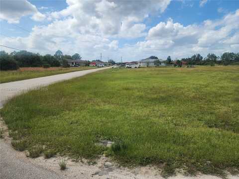 3820 23rd ST W, Lehigh Acres, FL 33971