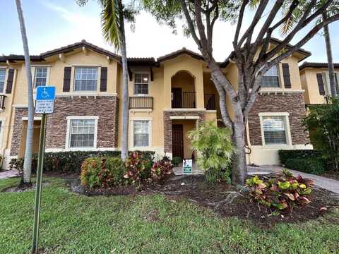9257 SW 227th St, Cutler Bay, FL 33190