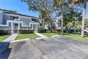 2326 SW 82nd Ter, North Lauderdale, FL 33068