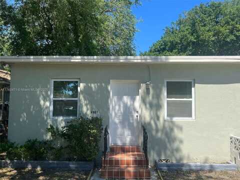 2027 NW 91st st, Miami, FL 33147
