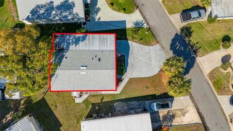 11636 MAGNOLIA AVENUE, TAVARES, FL 32778