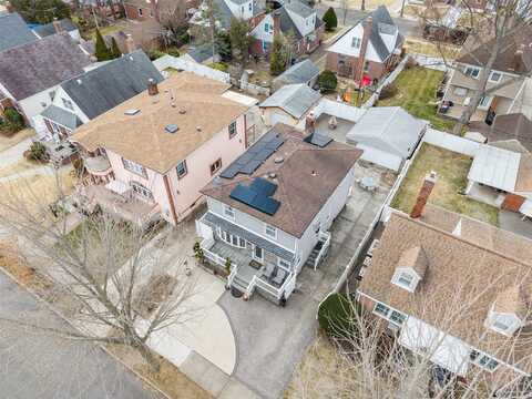 82-30 266th Street, Glen Oaks, NY 11004