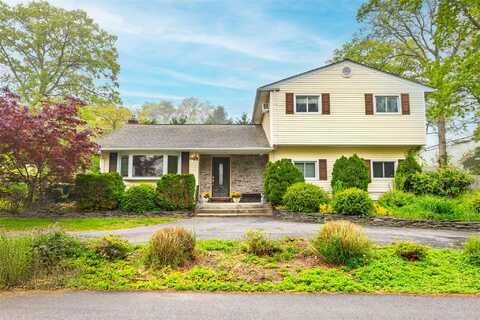 37 Shamrock Road, Rocky Point, NY 11778