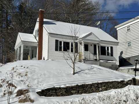 100 Baird Avenue, Lewiston, ME 04240