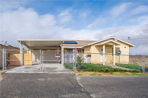 9404 Mesa Road, Lucerne Valley, CA 92356
