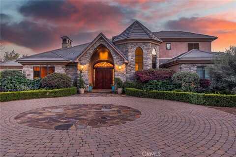 3221 Integrity Way, Fallbrook, CA 92028