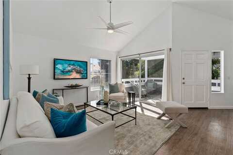 259 Chesterfield, Newport Beach, CA 92660