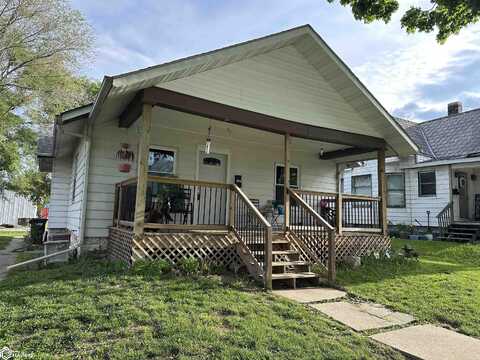 1316 Avenue G, Fort Madison, IA 52627