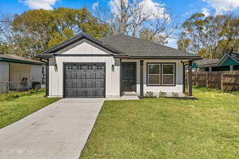 7911 MONCRIEF DINSMORE Road, Jacksonville, FL 32219