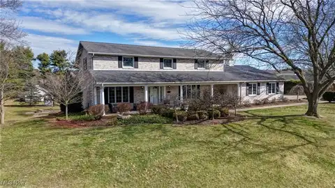 915 3rd Street SE, New Philadelphia, OH 44663