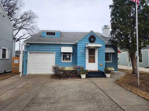 318 W Ave C, Bismarck, ND 58501