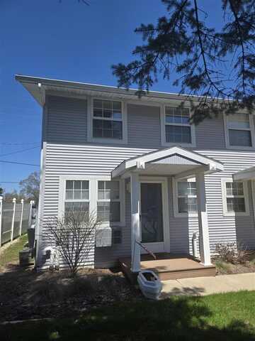 13456 Stover, Charlevoix, MI 49720