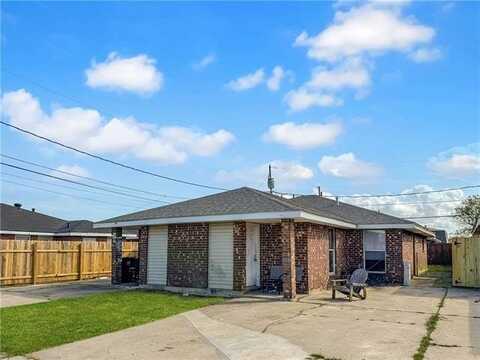 504 DUBARRY Place, Chalmette, LA 70043