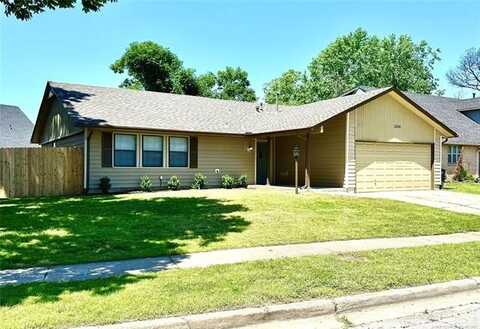 2426 S 104th East Avenue, Tulsa, OK 74129