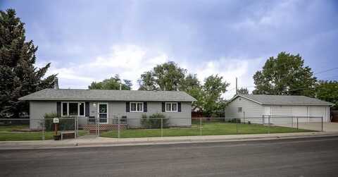 411 E 6th St, Powell, WY 82435
