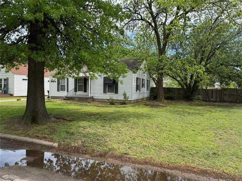 4308 N Redmond Avenue, Bethany, OK 73008