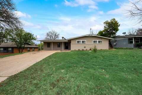 5224 Trail Lake Drive, Fort Worth, TX 76133