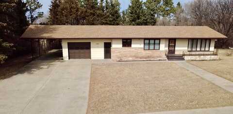 520 Elm Ave E, Linton, ND 58552