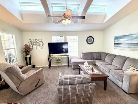 2121 S. Pantano Rd, Tucson, AZ 85710