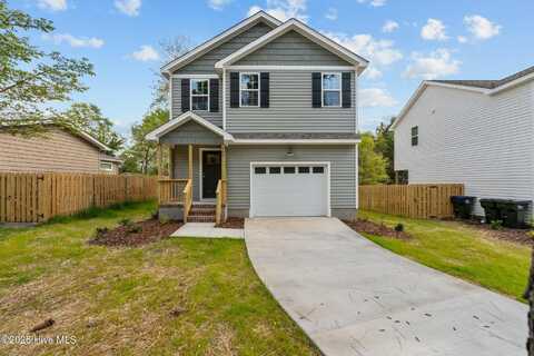 460 S Glover Street, Southern Pines, NC 28387