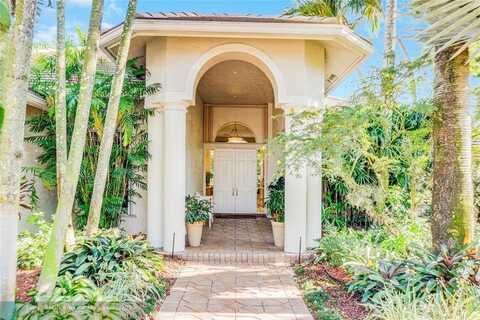 2520 Princeton Ct, Weston, FL 33327
