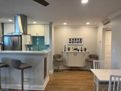 3170 Holiday Springs Blvd, Margate, FL 33063