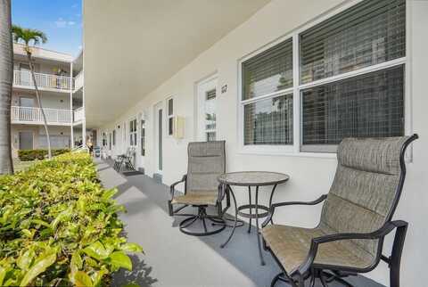 3127 S Ocean Dr, Hallandale Beach, FL 33009