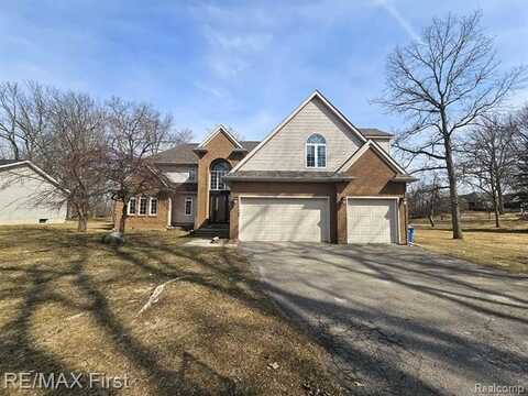 700 BYRAM LAKE Drive, Linden, MI 48451