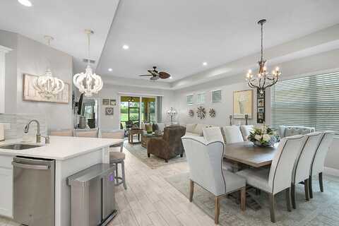 12759 SW Lake Fern Circle, Port Saint Lucie, FL 34987