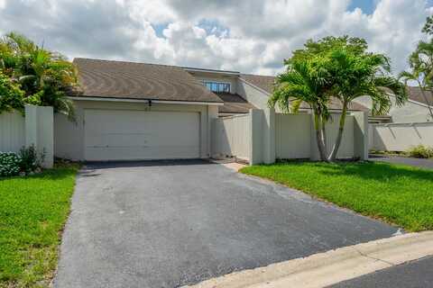 12858 Spinnaker Lane, Wellington, FL 33414