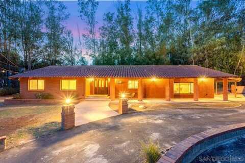 11580 Manzanita Rd, Lakeside, CA 92040