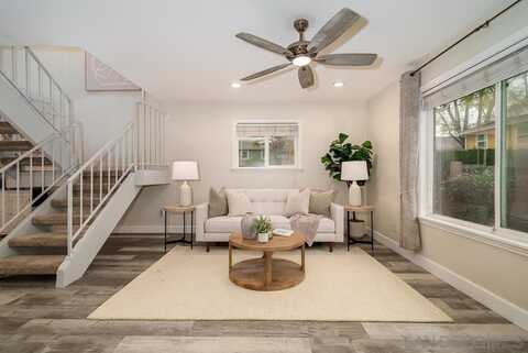 7895 Rancho Fanita Dr, Santee, CA 92071