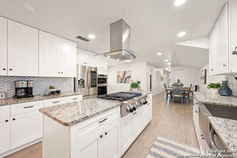 1428 Lee, New Braunfels, TX 78130