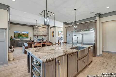 938 Malbec Loop, Canyon Lake, TX 78133