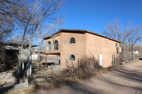 10 Camino De Duran, Espanola, NM 87532