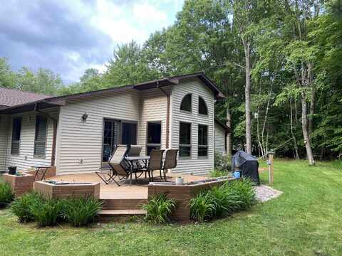 2018 River Rd, Potsdam, NY 13676