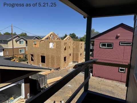 1164 Woodrow Lane, Medford, OR 97504