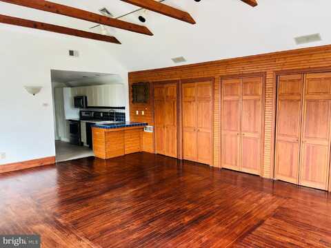 100 W BROWN STREET, NORRISTOWN, PA 19401