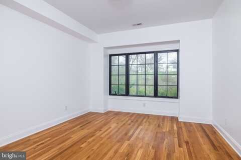 2703 MONTCHANIN ROAD, WILMINGTON, DE 19807