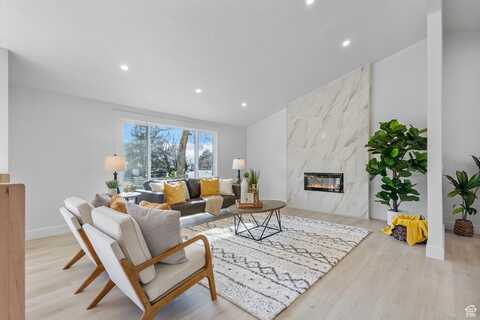 2605 E PORTSMOUTH S, Cottonwood Heights, UT 84121