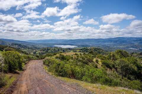 4001 Richards Road, Redwood Valley, CA 95470