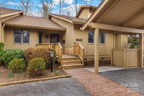 603 Red Oak Drive, Hendersonville, NC 28791