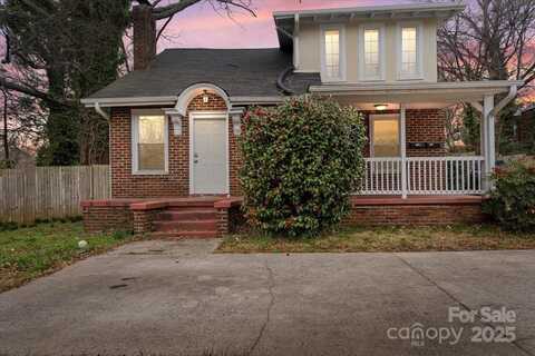 322 Salisbury Road, Statesville, NC 28677