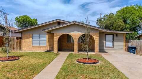 911 Yota Dr, Eagle Pass, TX 78852