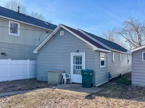 3156 BANK Drive, Erie, PA 16505