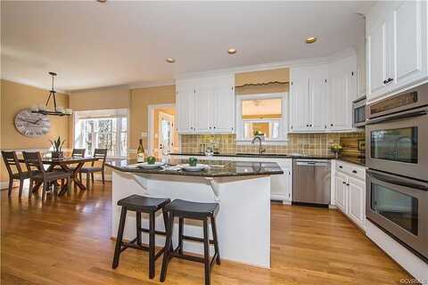Leafield, MIDLOTHIAN, VA 23113