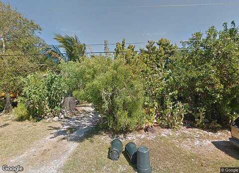 Julia, SUMMERLAND KEY, FL 33042