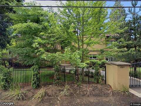 122Nd, BELLEVUE, WA 98005