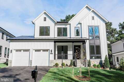 Travis, ANNANDALE, VA 22003
